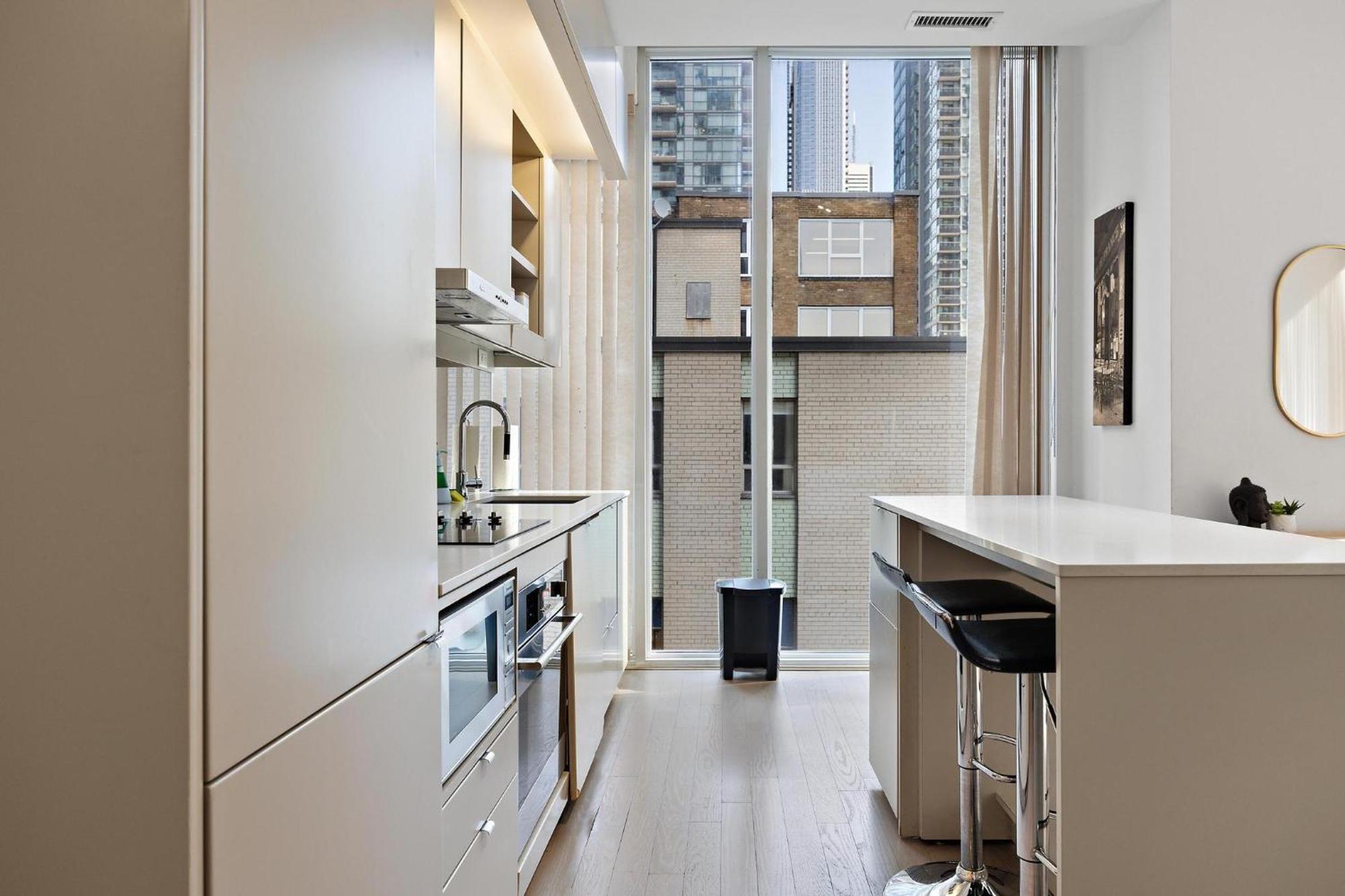 Downtown Toronto Condos Exterior photo